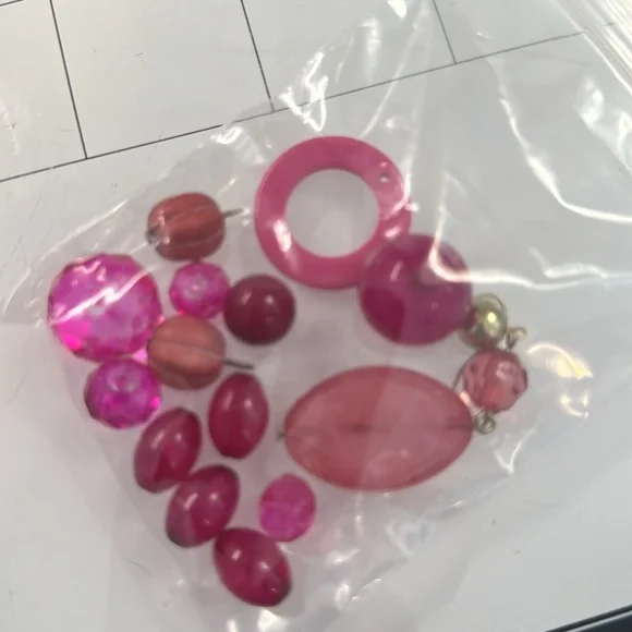 Bags of beads - Picture 5 of 5